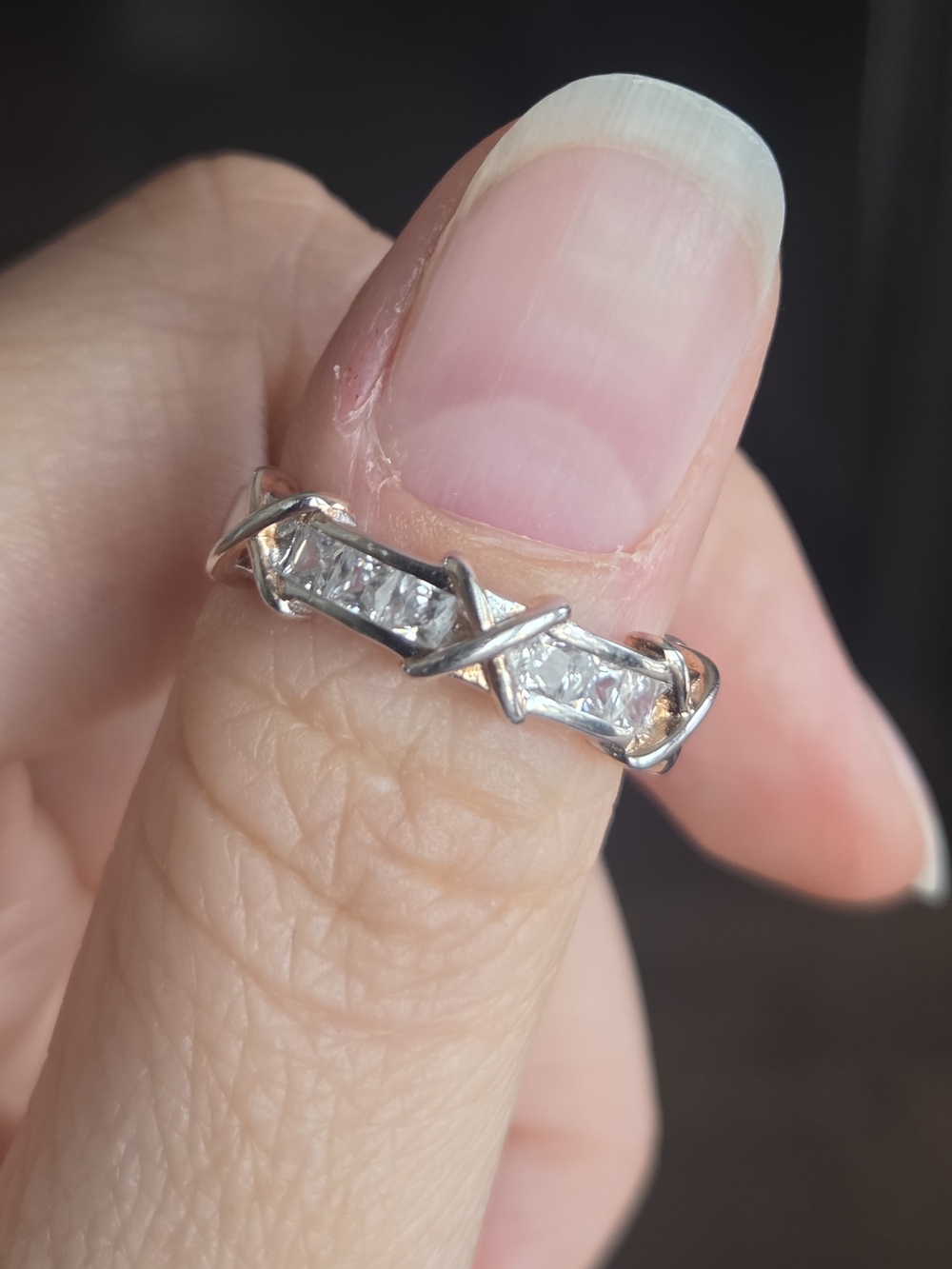 Sterling Silver 925 JEULIA Crystal Cross-Accent Band Ring - White
